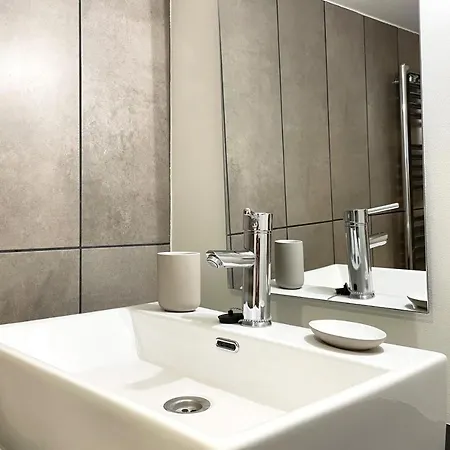 Apartman L'orient-express - Jacuzzi - Parking - Loft Le Havre